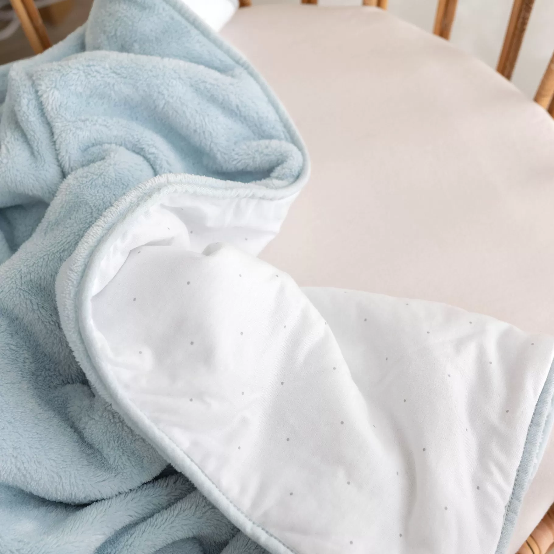 BEMINI Deken Pady Jersey + Softy 75X100Cm Choux Blauw Grijs Tog 3